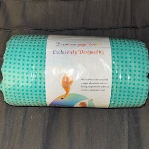 Premium oversized Yoga Microfiber Towel 72 x 24.5